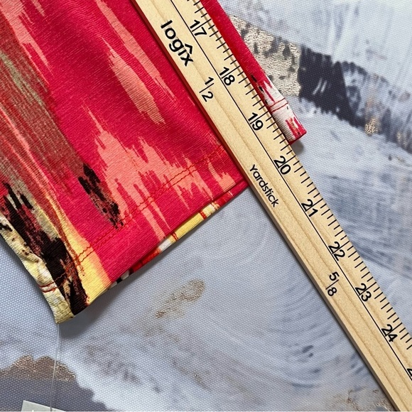 Laura Ashley NWT Tropical Storm Tunic Top Size XL Aspen Multi 3/4 Sleeve Artsy - Picture 16 of 16